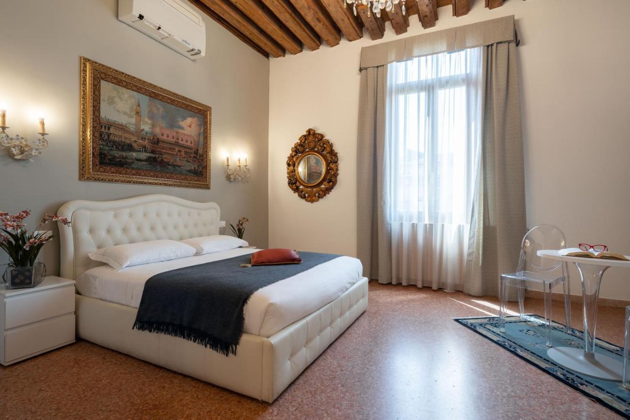 Vivaldi Suites By Wonderful Italy Венеция Екстериор снимка